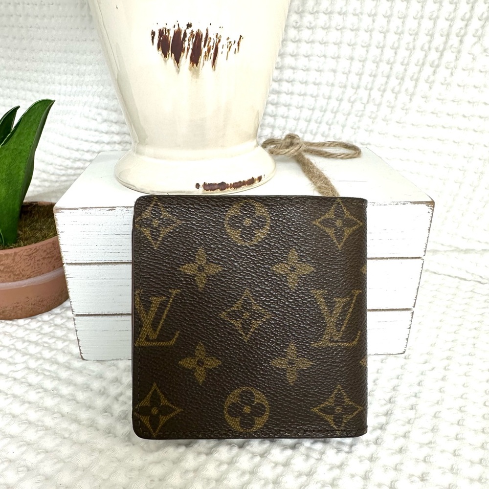 ❌SOLD 🤎Vintage LV Monogram Bifold Wallet (1992) - Picture 2 of 13